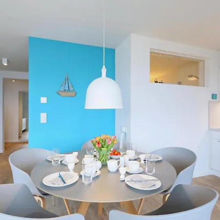 Pier 21 - Captains Lounge Olpenitz