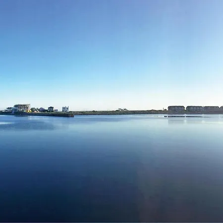 Apartment Pier 21 - Captains Lounge *